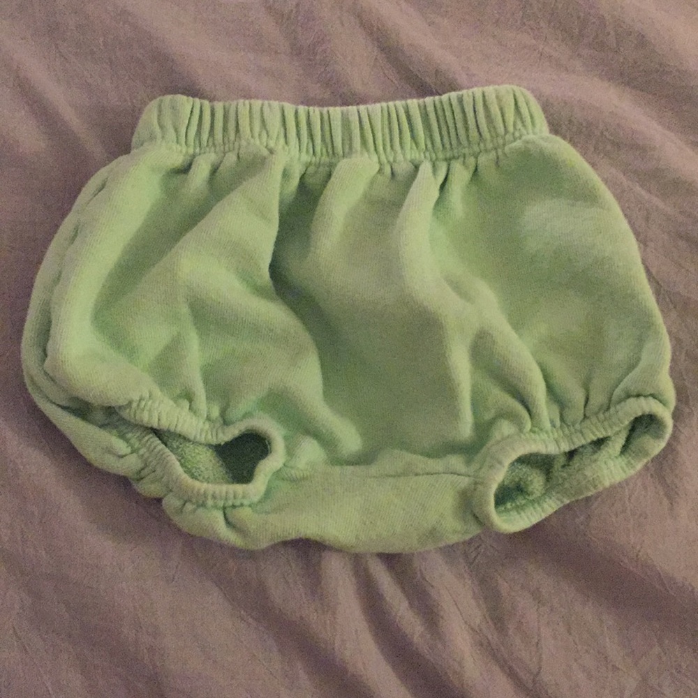 NWOT Sun Peony Coconut shorts (12-18 months)